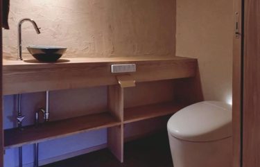珪藻土の壁でトイレをリフォーム|調湿・消臭効果で快適空間に｜施工事例